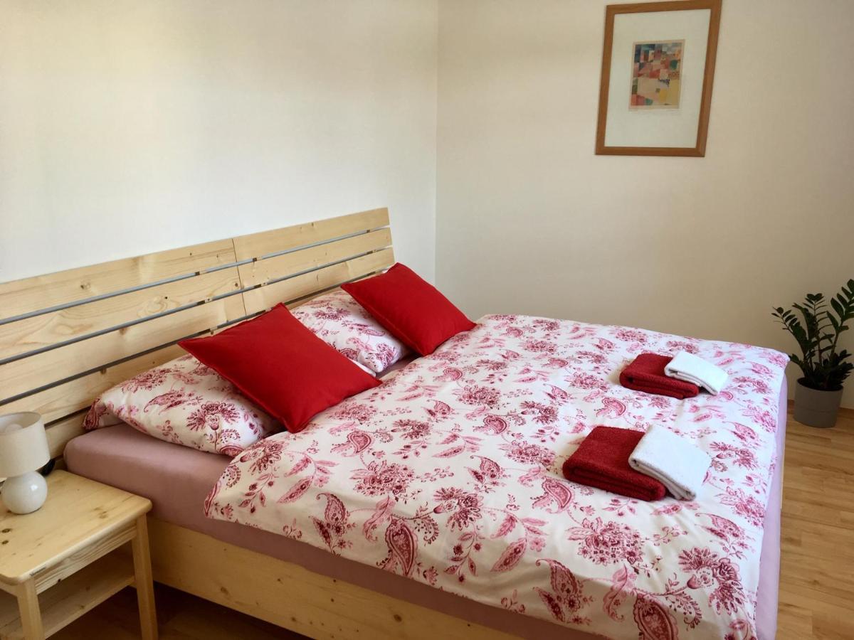 Apartmany A Ubytovani Mlynice Litovel Exterior foto
